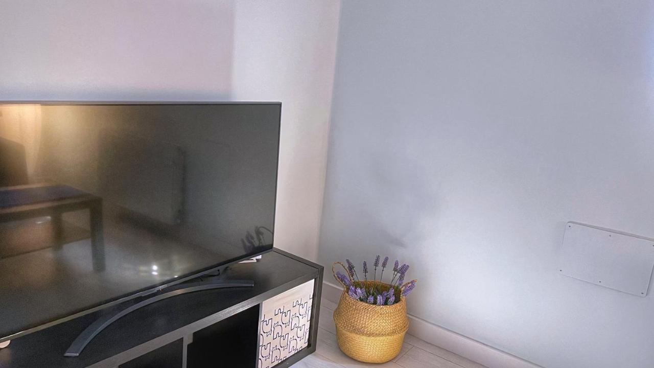 Vt Flat Reformado Con Escritorio De Trabajo Y Wifi Leilighet Bilbao Eksteriør bilde